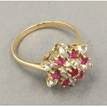 An 18 ct gold dress ring