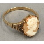 A 9 ct gold cameo ring (2 grammes total weight)