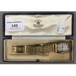 A 9 ct gold wristwatch (54.