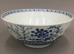 An 18th century Worcester blue and white bowl