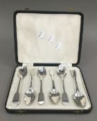 A harlequin set of six 19th century London Fiddle pattern tea/coffee spoons