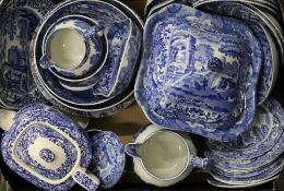 A collection of Spode Italian pattern porcelain