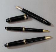 A Montblanc Meisterstuck No 149 fountain pen with 14 K gold nib,