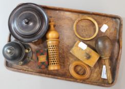 A collection of various treen items