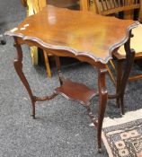 An Edwardian mahogany occasional table