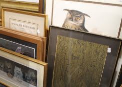 A large quantity of decorative pictures and prints