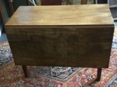 A Georgian mahogany drop leaf table