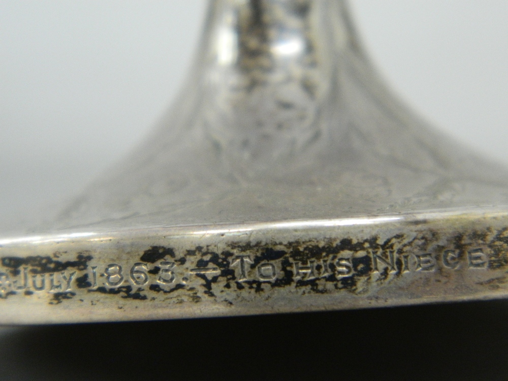 A cased Victorian silver Christening goblet (6 troy ounces) - Image 4 of 12