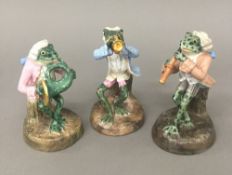 Three Sitzendorf frog band figures, French horn,