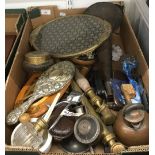 A quantity of miscellaneous items