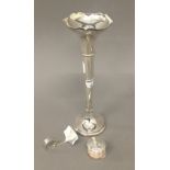 A silver bud vase, pill box and pusher (7.