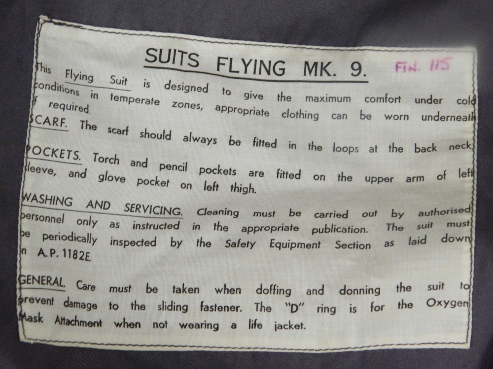 A RAF flying suit and a War Department coat - Bild 6 aus 18