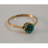 A 9 ct gold and turquoise ring (1 gram total weight)