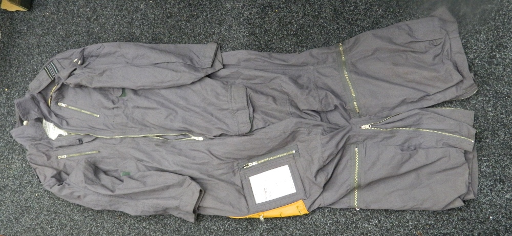 A RAF flying suit and a War Department coat - Bild 7 aus 18