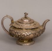 A George IV silver teapot, hallmarked London 1826,