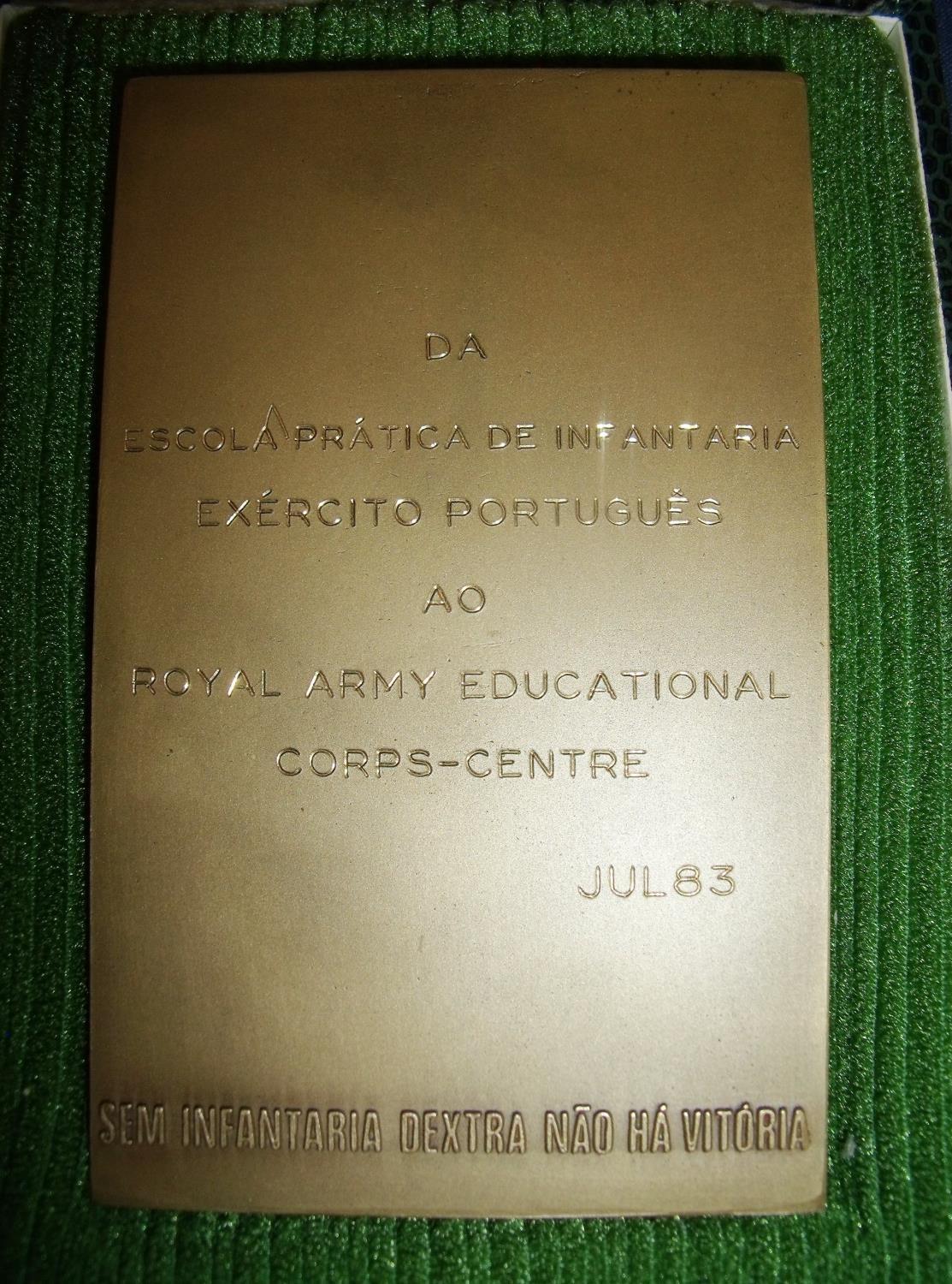 Cased Portuguese Infantry bronze plaque with inscription to the back for The Royal Army Education - Image 2 of 2