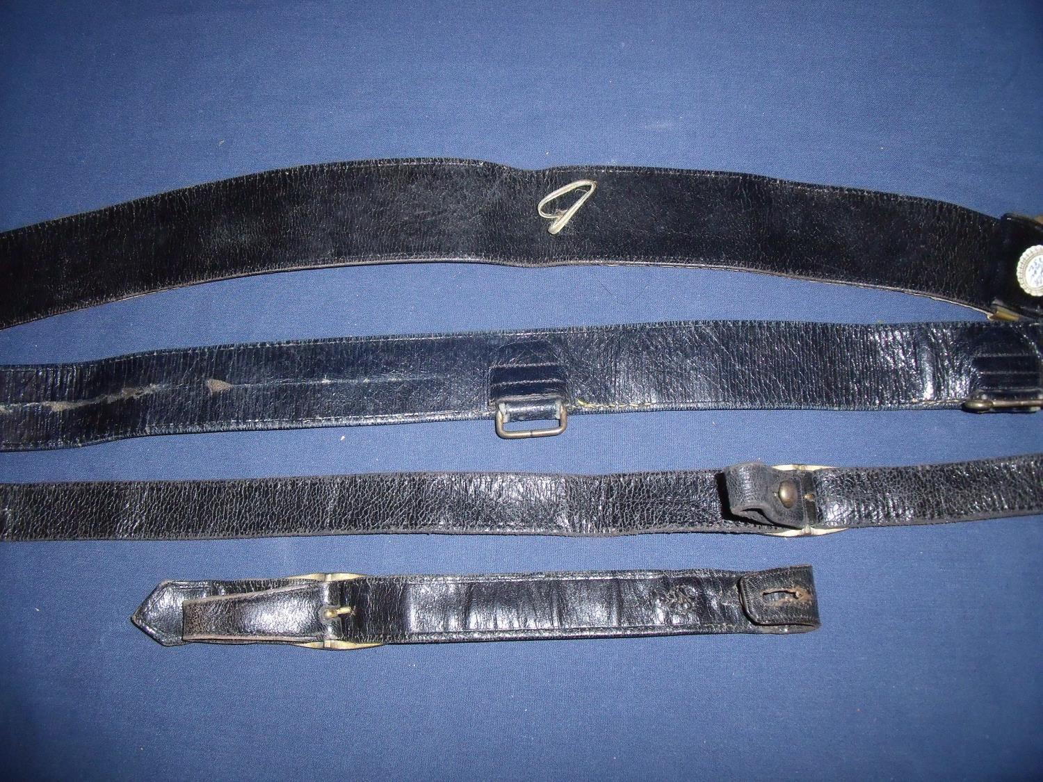 Post 1902 Artillery officers full dress waist belt, sword straps and cross belt with gold laced band - Image 2 of 2