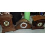 Late 19th C and later oak cased mantel clocks (3)