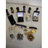 Six piece Robertson's Jam golly band and a selection of various costume jewellery