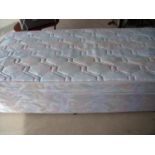 Single divan bed