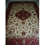 Beige ground Keshan carpet (280cm x 200cm)