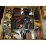 Tray containing a large quantity of various OO gauge railway accessories including Kiosk cabins,