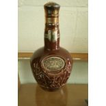 Chivas Brothers Royal Salute 21 year old blended Scotch Whisky in ceramic decanter (with leakage)