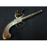 Late 18th C flintlock cannon barrelled pocket pistol with 3 1/2 inch barrel by Thomas, with well