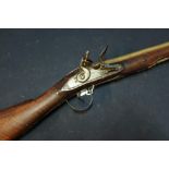 Early 19th C brass barrelled flintlock Blunderbuss by Dunderdale Mabson & Labron, with engraved