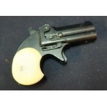 Derringer style .22 blank firing pistol, made in Italy by Igi (relevant sale restrictions apply)