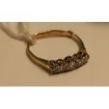 18ct gold five stone graduated diamond ring