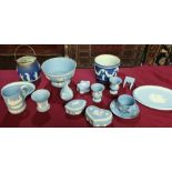 Large selection of various Wedgwood ceramics including jardiniere, biscuit barrel, bowl, oval