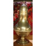 London silver hallmarked sugar caster (height 17cm)