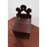 Mahogany inlaid wall mounted box with sloped hinged top above inlaid panel (19cm x 17cm x 37cm)