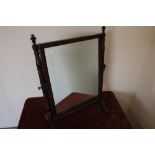 19th C mahogany free standing dressing table mirror on turned supports (45cm x 64cm)