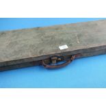 One vintage gun case