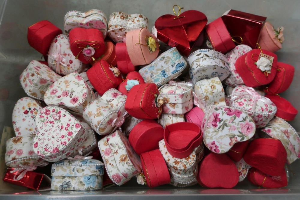 Ex shop stock heart shaped trinket boxes