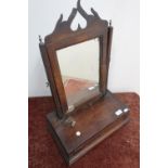 18th/19th C mahogany dressing table mirror with single drawer to the base