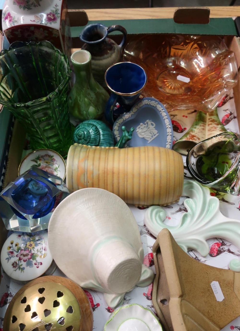 Selection of various decorative ceramics and glassware in one box, including Wedgwood, studio