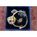 Selection of quality Victorian and later dress jewellery including Marcasite bow brooch, another