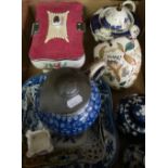 Victorian and later ceramics in one box, including a Chinese style blue & white ginger jar with lift