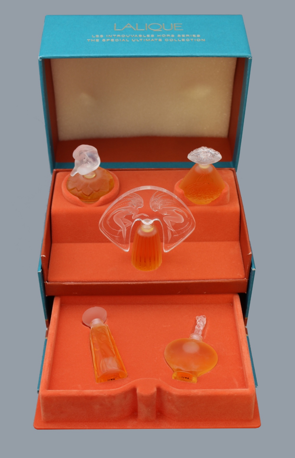 A private collection of perfume bottles - LALIQUE - Les Flacons Collection, a set of five