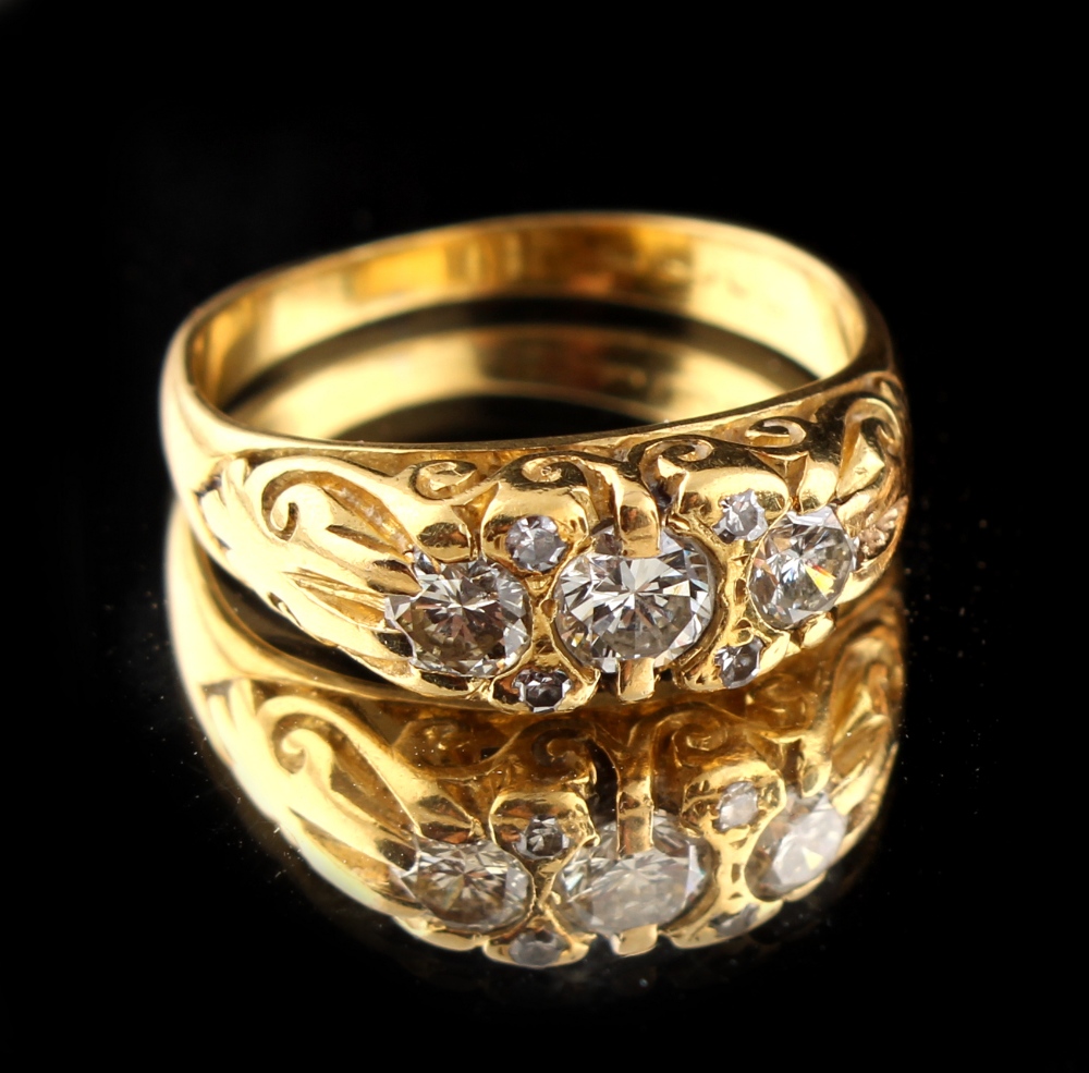 Property of a lady - a late 19th / early 20th century high carat yellow gold diamond ring, with