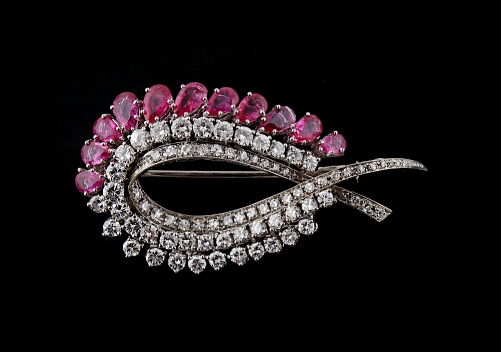 A fine white gold untreated Burmese ruby & diamond ribbon brooch, the eleven graduated pear shaped - Image 3 of 3