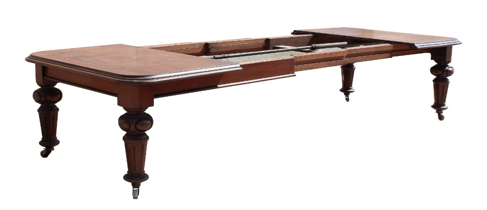 Property of a gentleman - a Victorian mahogany telescopic wind-out extending dining table with one