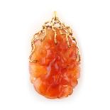 A large Chinese carved agate pendant modelled as a gourd & flowers, in 14ct yellow gold mount, 2.