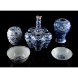 Property of a lady - a group of five Chinese blue & white items, 17th century & later, the tallest