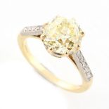 A fine 18ct yellow gold certificated natural fancy yellow diamond single stone ring, the Old