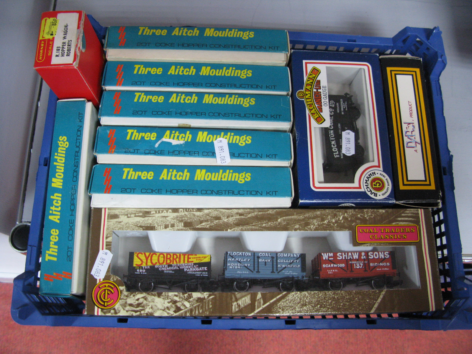 Twelve OO Gauge/4mm Items Boxed Rolling Stock, Hornby R103 Hopper - two Dapol Tankers, Bachmann 33-