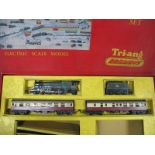 Triang 'OO' Gauge 4-6-2 'Princess Elizabeth' BT Green No 46201 Plus R30 Tender, also two 'Blood &